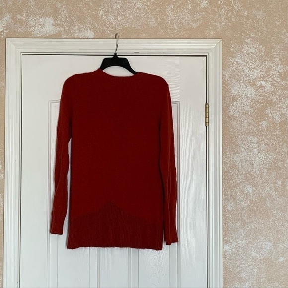 Women’s Soft Surroundings V-Neck Everest Sweater - Picture 5 of 5